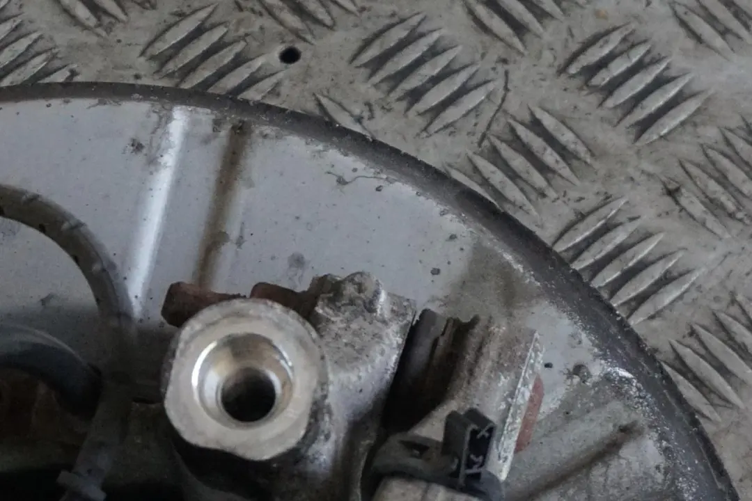 BMW 5 Reihe E60 545i N62 Federbein Radträger Hinten Rechts Schwenklager - SKU 6770906-9 - Teilenummer 6770906