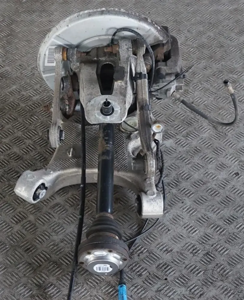 M57N 177PS Set Abtriebswelle Schwenklager Hinten Rechts für BMW 5 E61 525d mit Teilenummer 6770924 BMW 5 E61 525d M57N 177PS Set Abtriebswelle Schwenklager Hinten Rechts - SKU 6770924-1 - Teilenummer 6770924