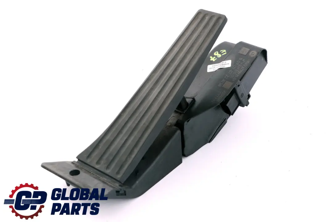 Accelerator Pedal Manual to BMW E81 E82 E87 Z4 E85 E86 with Part number 6770935 BMW E81 E82 E87 Z4 E85 E86 Accelerator Pedal Manual - SKU 6770935 - Part number 6770935