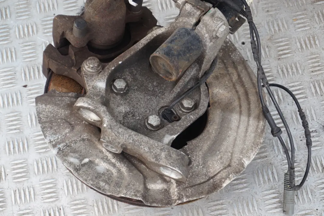 BMW 1er E87 LCI 123d N47S Vorne Links Federbein Bremse Aufhängung Bein - SKU 6771557-4 - Teilenummer 6771557