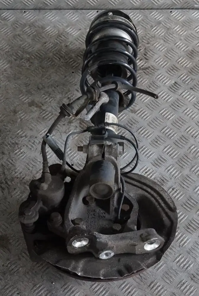 BMW E87 118d M47N2 Sport Molla Sospensioni Cuscinetto Perno Set SX - SKU 6771557 - Numero di parte 31316771557
