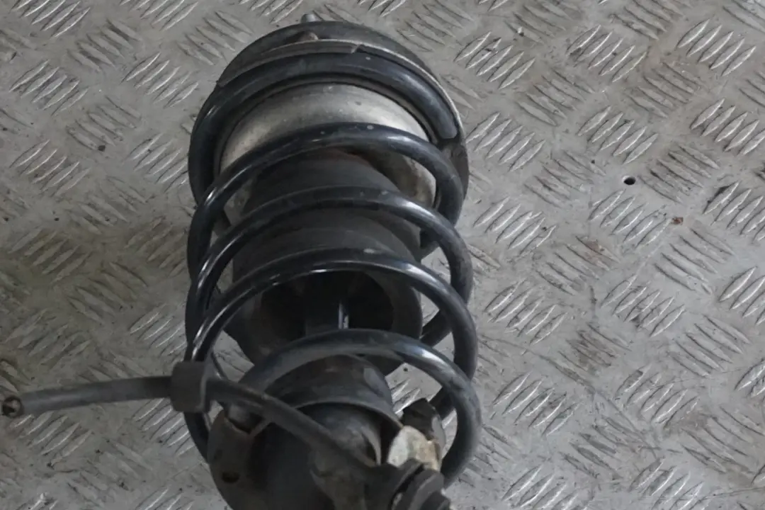 N43 143PS Sport Stoßdämpfer Federbein Schwenklager Vorne Rechts für BMW 1 E87 118i mit Teilenummer 6786020 BMW 1 E87 118i N43 143PS Sport Stoßdämpfer Federbein Schwenklager Vorne Rechts - SKU 6771558-2 - Teilenummer 6786020