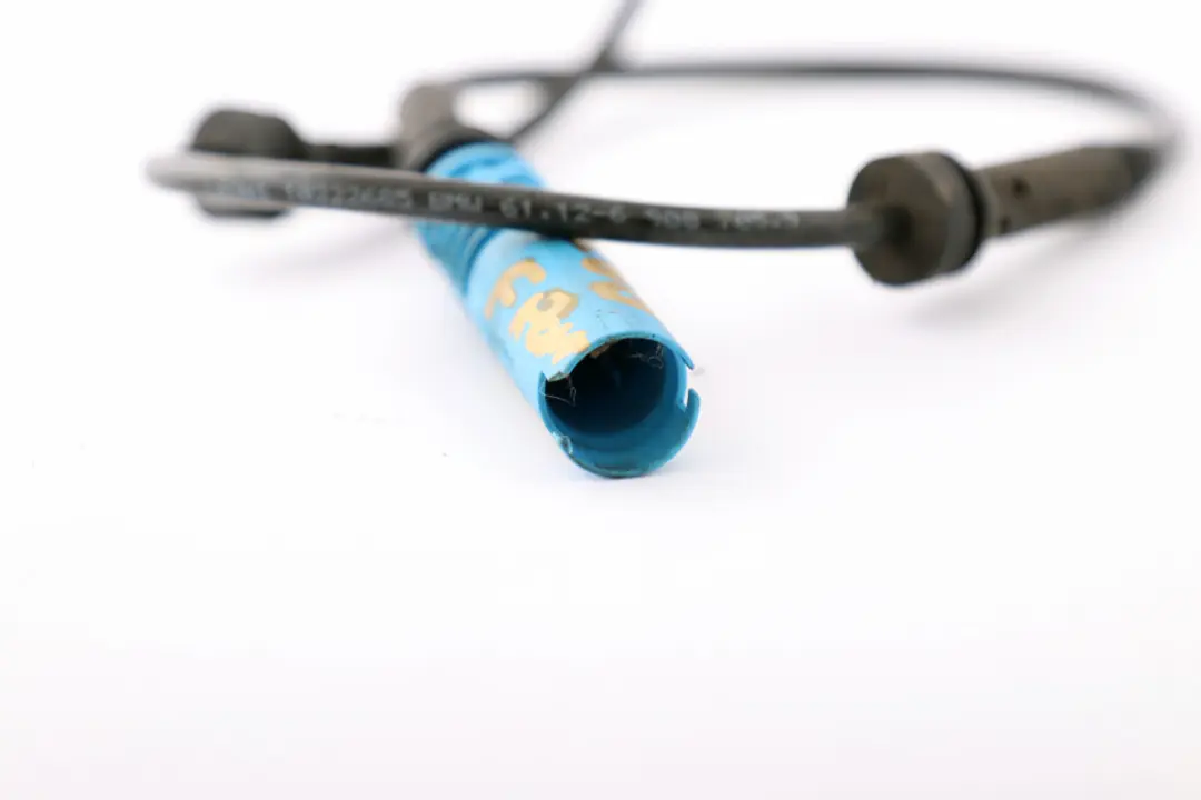 Czujnik ABS DSC Przód 771702 do BMW E60 E61 E63 E64 o numerze 6771702 BMW E60 E61 E63 E64 Czujnik ABS DSC Przód 771702 - SKU 6771702 - Numer Części 6771702