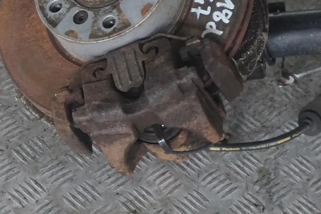 N47 Amortisseur A L'Avant Gauche pour BMW E90 Touring 318d à propos du numéro de pièce 6771723 BMW E90 Touring 318d N47 Amortisseur A L'Avant Gauche - SKU 6771723 - Numéro de pièce 6771723