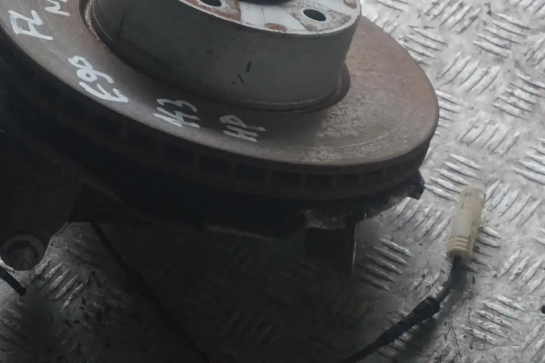 N47 Ammortizzatore Anteriore Sinistro per BMW E90 Touring 318d con numero di parte 6771723 BMW E90 Touring 318d N47 Ammortizzatore Anteriore Sinistro - SKU 6771723 - Numero di parte 6771723