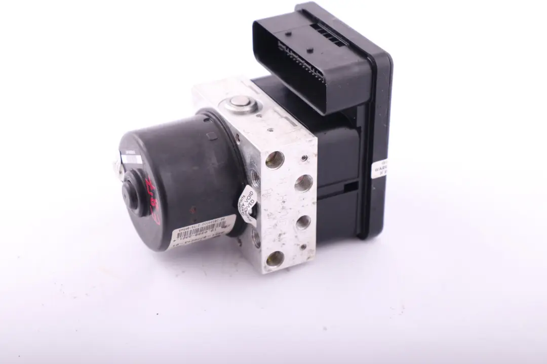 Pompa Hamulcowa ABS DSC 6772214 do BMW E87 E90 E91 o numerze 6772213 BMW E87 E90 E91 Pompa Hamulcowa ABS DSC 6772214 - SKU 6772213 - Numer Części 6772213