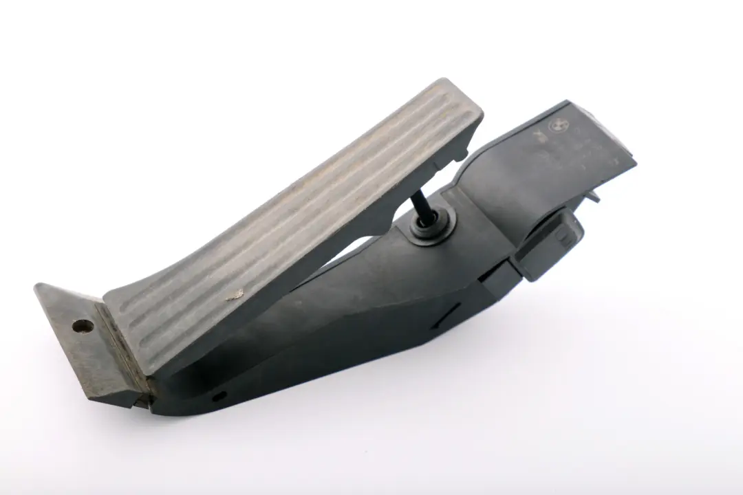 Pedał Gazu Manual do BMW E60 E61 E63 E90 E91 E93 o numerze 6858575 BMW E60 E61 E63 E90 E91 E93 Pedał Gazu Manual - SKU 6772646 - Numer Części 6858575