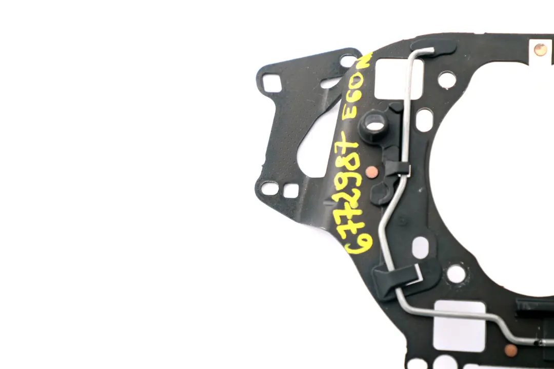 Piastra Fissaggio Volante per BMW E60 E61 LCI con numero di parte 6772987 BMW E60 E61 LCI Piastra Fissaggio Volante - SKU 6772987 - Numero di parte 6772987