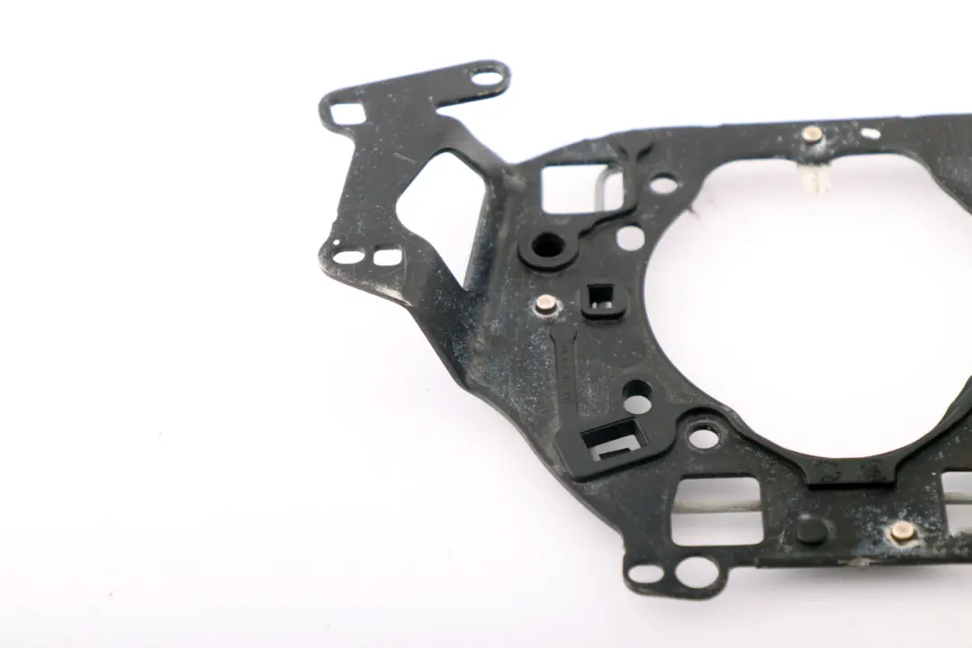 Soporte de la placa de montaje del volante para BMW E60 E61 E63 E64 con número de pieza 6772990 BMW E60 E61 E63 E64 Soporte de la placa de montaje del volante - SKU 6772990 - Número de pieza 6772990