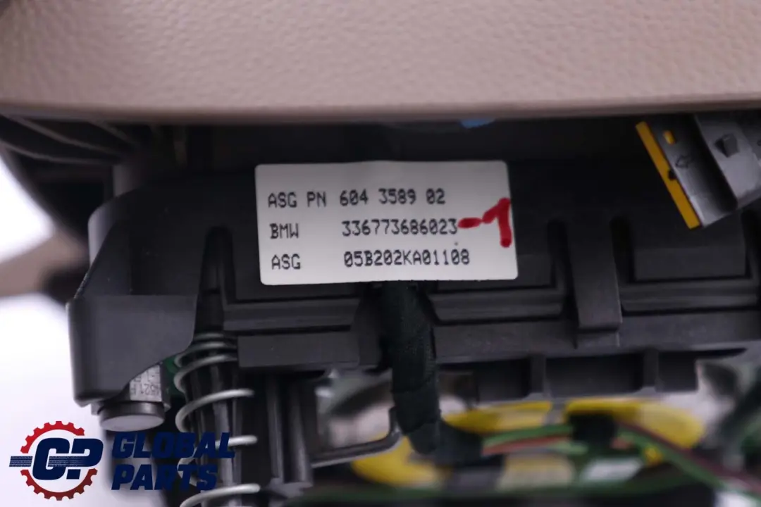 Steering Wheel Module Beige to BMW 7 Series 1 E65 E66 E67 with Part number 6773686 BMW 7 Series 1 E65 E66 E67 Steering Wheel Module Beige - SKU 6773686-1 - Part number 6773686