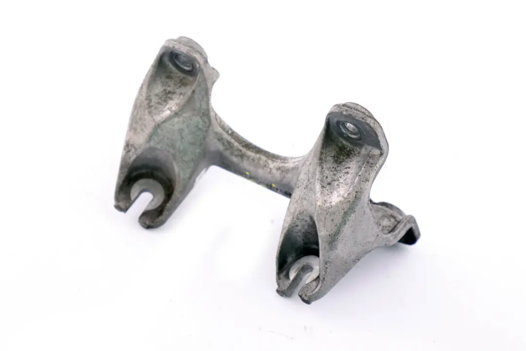 Gearbox Mount BMW E81 E87 E90 E91 Supporting Bracket Holder to with Part number 6774105 Gearbox Mount BMW E81 E87 E90 E91 Supporting Bracket Holder - SKU 6774105 - Part number 6774105