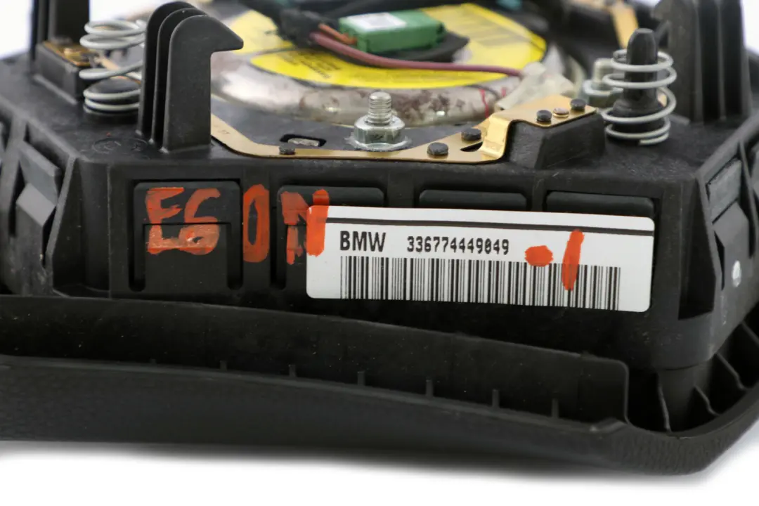 Steering Wheel Driver's Side Airbag Module 6774449 to BMW 5 1 E60 E61 LCI with Part number 32346774449 BMW 5 1 E60 E61 LCI Steering Wheel Driver's Side Airbag Module 6774449 - SKU 6774449-1 - Part number 32346774449