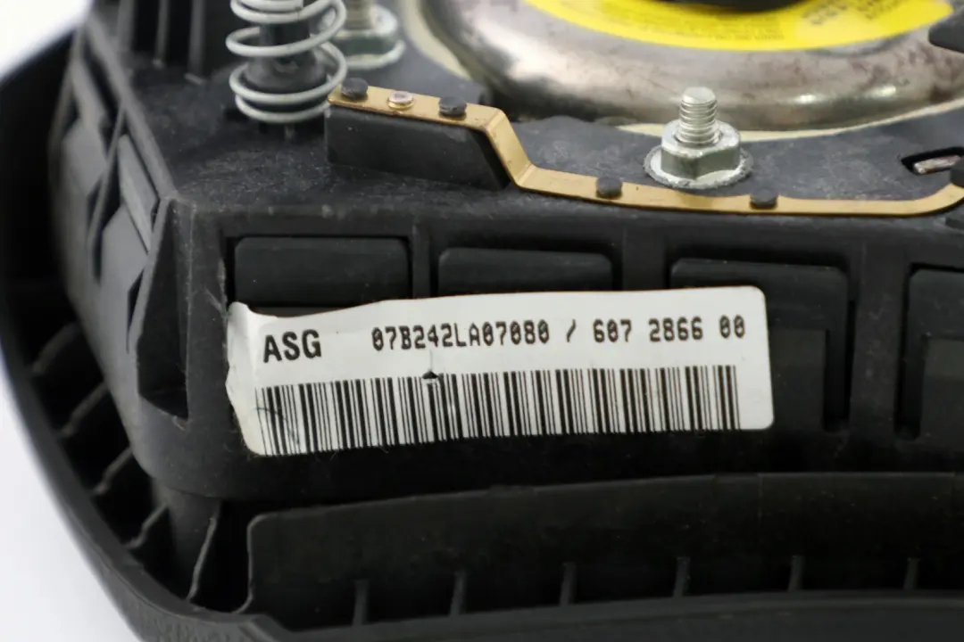 Poduszka Powietrzna Airbag 6774449 do BMW E60 E61 LCI o numerze 32346774449 BMW E60 E61 LCI Poduszka Powietrzna Airbag 6774449 - SKU 6774449-1 - Numer Części 32346774449