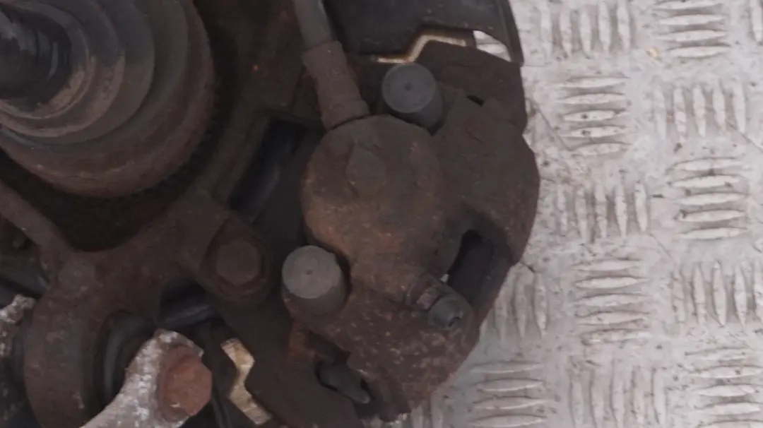 Federbein Schwenklager Bremsattel Set Hinten Links für BMW Z4 er E85 Roadster mit Teilenummer 6774775 BMW Z4 er E85 Roadster Federbein Schwenklager Bremsattel Set Hinten Links - SKU 6774775 - Teilenummer 6774775