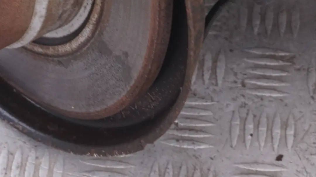 N46 150HP Zwrotnica półoś lewa do BMW Z4 E85 2.0i o numerze 6774775 BMW Z4 E85 2.0i N46 150HP Zwrotnica półoś lewa - SKU 6774775 - Numer Części 6774775