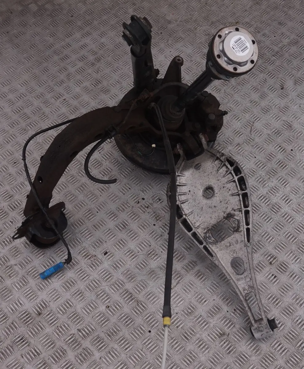 Left N/S Suspension Leg Brake Axle Disc Set to BMW Z4 Series E85 2.2i Roadster Rear with Part number 6774775 BMW Z4 Series E85 2.2i Roadster Rear Left N/S Suspension Leg Brake Axle Disc Set - SKU 6774775 - Part number 6774775