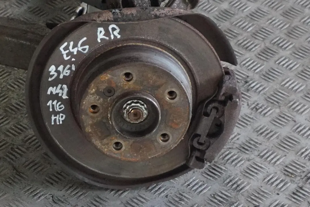 N42 116PS Abtriebswelle Schwenklager Bremssattel Hinten Rechts für BMW 3 E46 316i mit Teilenummer 6774778 BMW 3 E46 316i N42 116PS Abtriebswelle Schwenklager Bremssattel Hinten Rechts - SKU 6774778 - Teilenummer 6774778