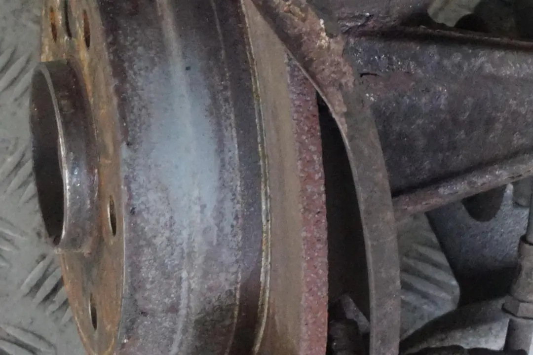 N42 116PS Abtriebswelle Schwenklager Bremssattel Hinten Rechts für BMW 3 E46 316i mit Teilenummer 6774778 BMW 3 E46 316i N42 116PS Abtriebswelle Schwenklager Bremssattel Hinten Rechts - SKU 6774778 - Teilenummer 6774778