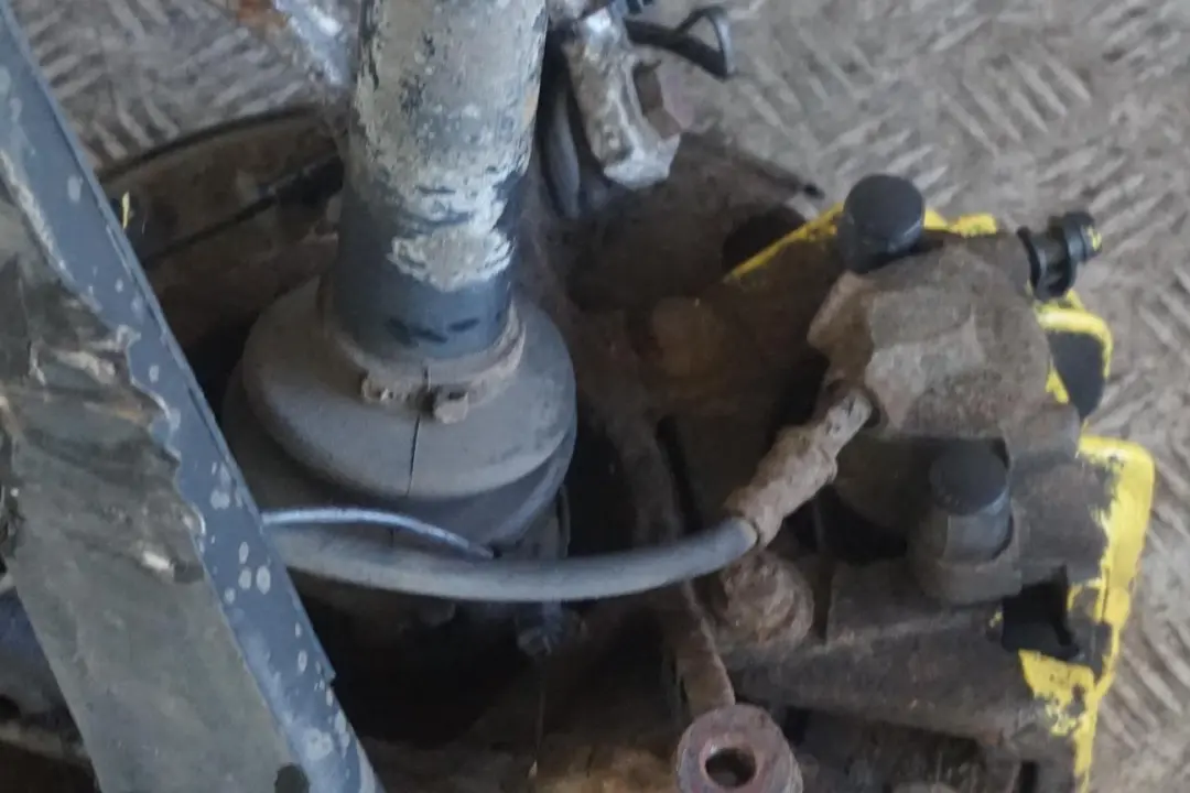 M57 184PS Abtriebswelle Schwenklager Hinten Links für BMW 3 E46 Sedan 330d mit Teilenummer 6774780 BMW 3 E46 Sedan 330d M57 184PS Abtriebswelle Schwenklager Hinten Links - SKU 6774780 - Teilenummer 6774780