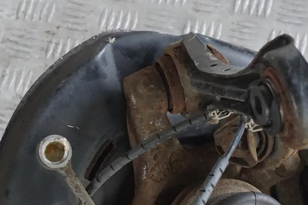 N47N2 163PS Abtriebswelle Schwenklager Hinten Links für BMW 3 E91 Touring 320d mit Teilenummer 6774807 BMW 3 E91 Touring 320d N47N2 163PS Abtriebswelle Schwenklager Hinten Links - SKU 6774807-13 - Teilenummer 6774807