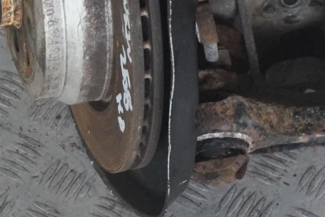 BMW E81 E91 E92 E93 N52N Zwrotnica Zawieszenia Koła Tylna Lewa - SKU 6774807-8 - Numer Części 6774807