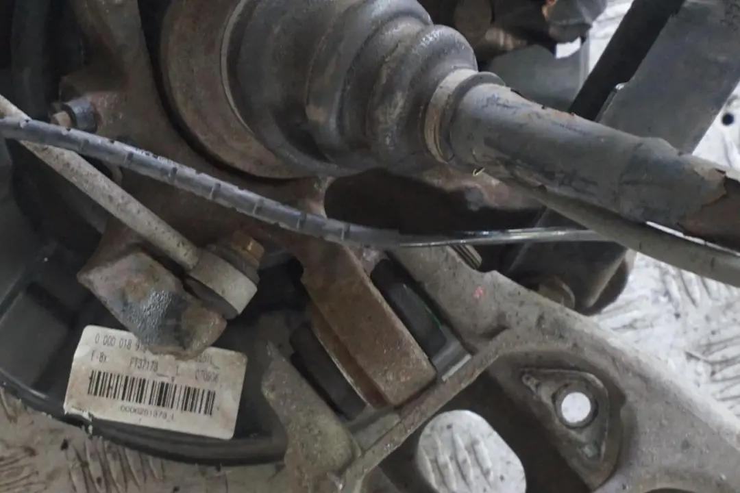 N47 Trasero Izquierdo Suspension Pierna Eje Freno Disco para BMW E87 LCI 120d con número de pieza 6774809 BMW E87 LCI 120d N47 Trasero Izquierdo Suspension Pierna Eje Freno Disco - SKU 6774809-12 - Número de pieza 6774809