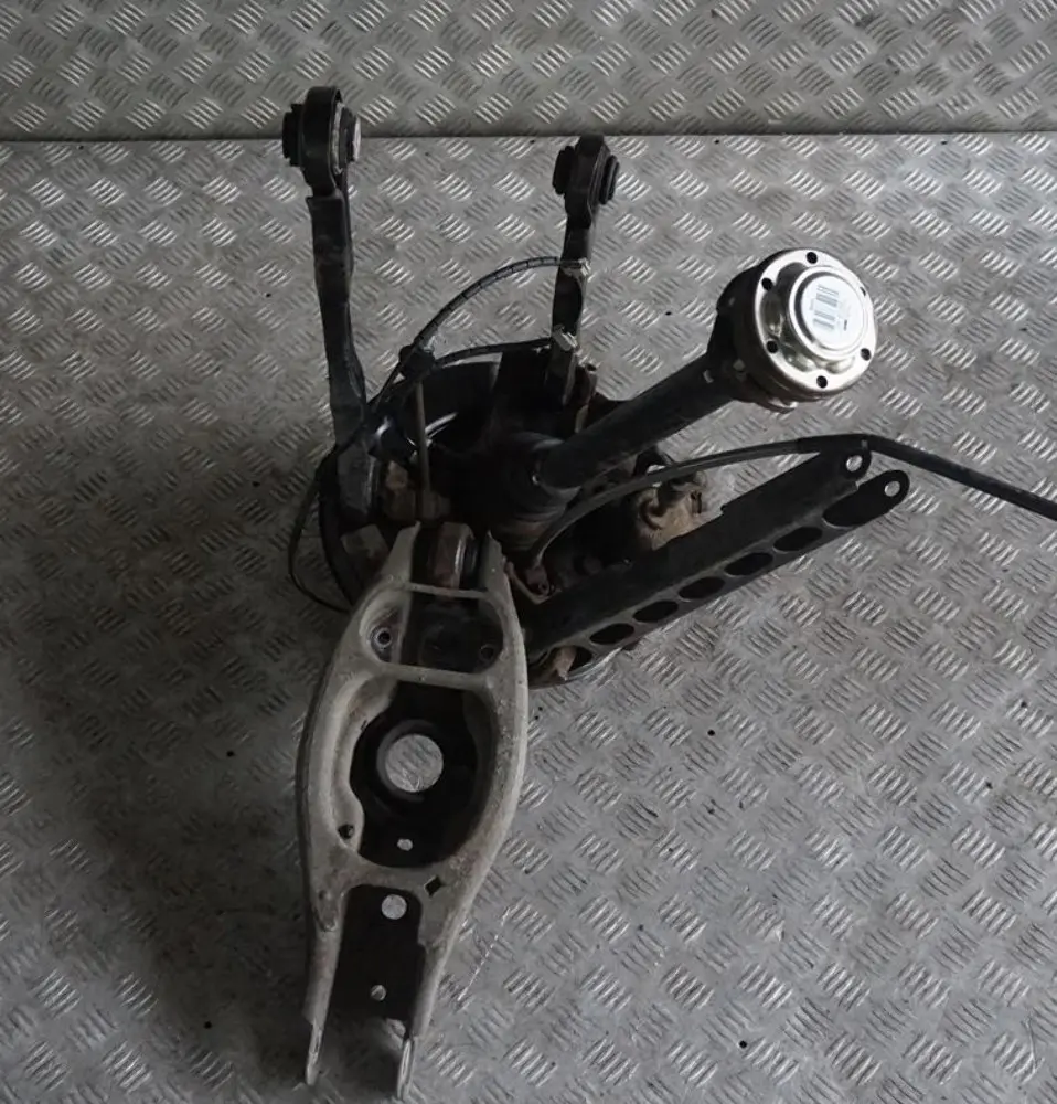 BMW 1 E87 116i N45 116PS L'Arbre De Sortie Pivotement Selle de Frein Arriere - SKU 6774809-18 - Numéro de pièce 6774809