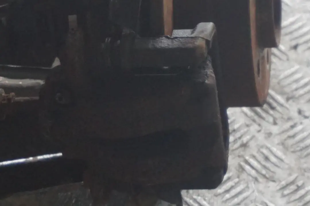 N43 1.6 Trasero Izquierdo Resorte Pierna Freno Suspensión Cubo para BMW E87 LCI 116i con número de pieza 6774809 BMW E87 LCI 116i N43 1.6 Trasero Izquierdo Resorte Pierna Freno Suspensión Cubo - SKU 6774809-22 - Número de pieza 6774809