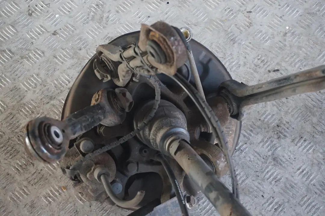 Reihe E90 318i N43 143PS Abtriebswelle Schwenklager Hinten Rechts für BMW 3 mit Teilenummer 6783654 BMW 3 Reihe E90 318i N43 143PS Abtriebswelle Schwenklager Hinten Rechts - SKU 6774809-26 - Teilenummer 6783654