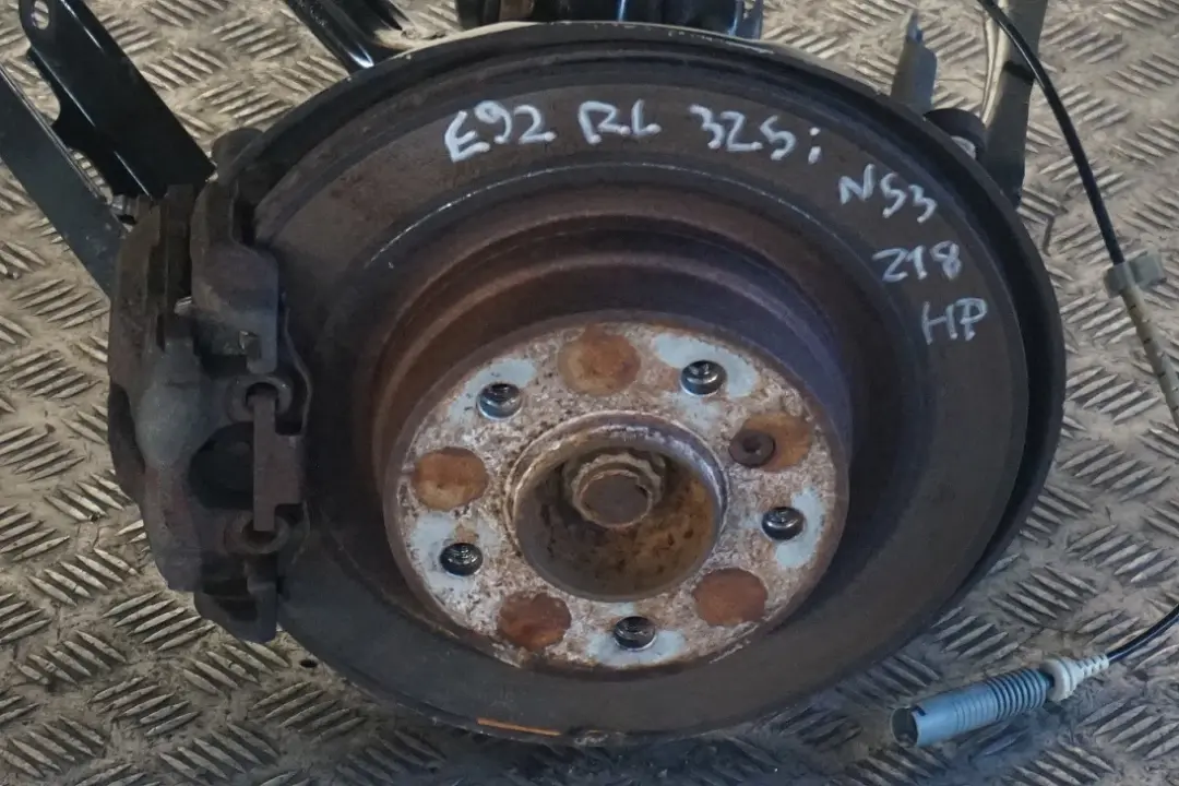 N53 Rear Left N/S Spring Strut Leg Brake Suspension Hub to BMW E92 325i with Part number 6774809 BMW E92 325i N53 Rear Left N/S Spring Strut Leg Brake Suspension Hub - SKU 6774809-3 - Part number 6774809