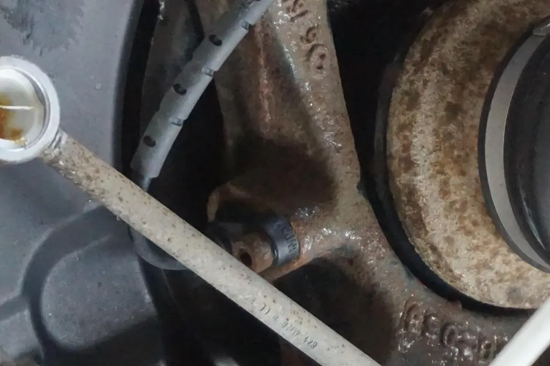 N47 L'Arbre De Sortie Pivotement Arriere Gauche pour BMW 1 E88 Cabriolet 120d à propos du numéro de pièce 6774809 BMW 1 E88 Cabriolet 120d N47 L'Arbre De Sortie Pivotement Arriere Gauche - SKU 6774809-4 - Numéro de pièce 6774809