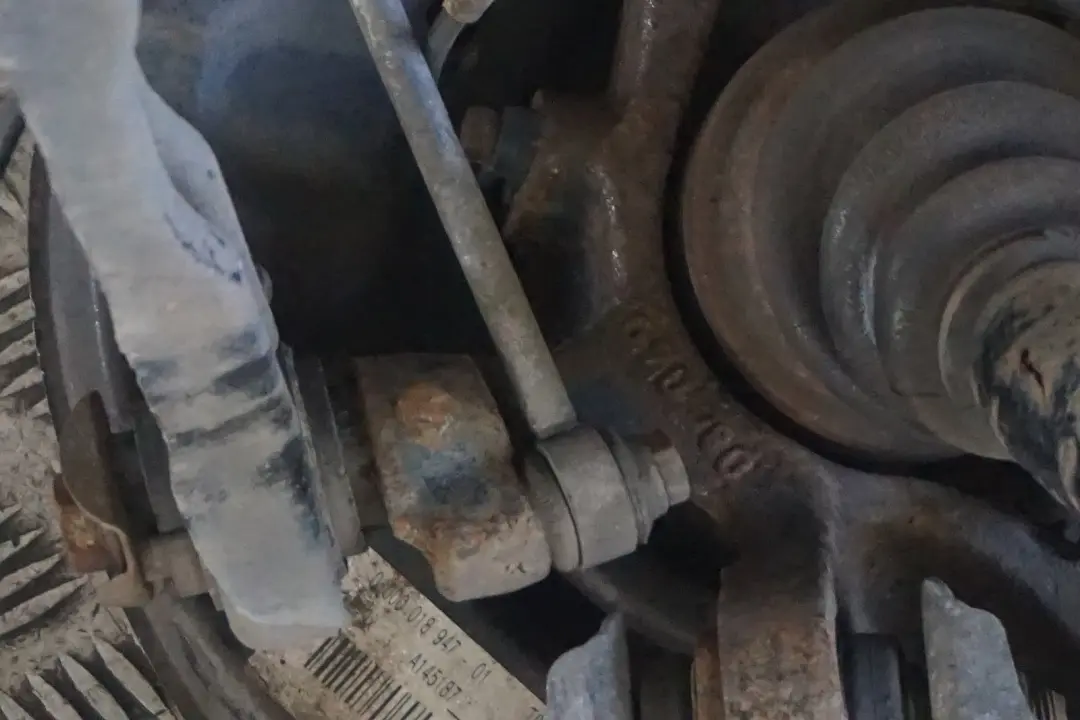 BMW E90 325i N53 218HP Zwrotnica półoś lewa - SKU 6774809 - Numer Części 6774809