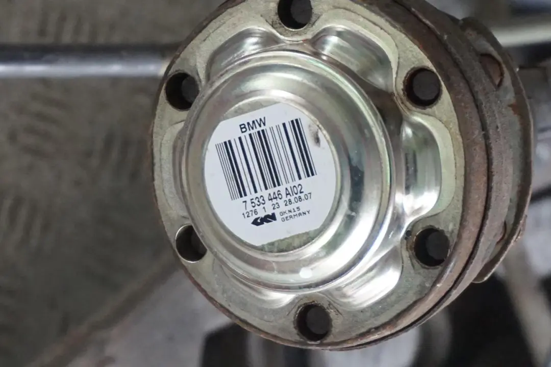 BMW 1 er E87 LCI 120d N47 Abtriebswelle Schwenklager Hinten Rechts - SKU 6774810-11 - Teilenummer 6774810