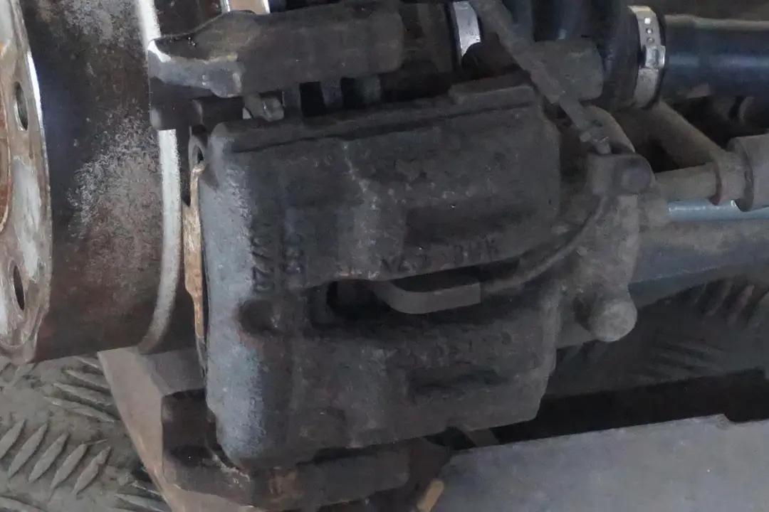 N47 Abtriebswelle Schwenklager Hinten Rechts für BMW 1 er E88 Cabrio 120d mit Teilenummer 6774810 BMW 1 er E88 Cabrio 120d N47 Abtriebswelle Schwenklager Hinten Rechts - SKU 6774810-4 - Teilenummer 6774810