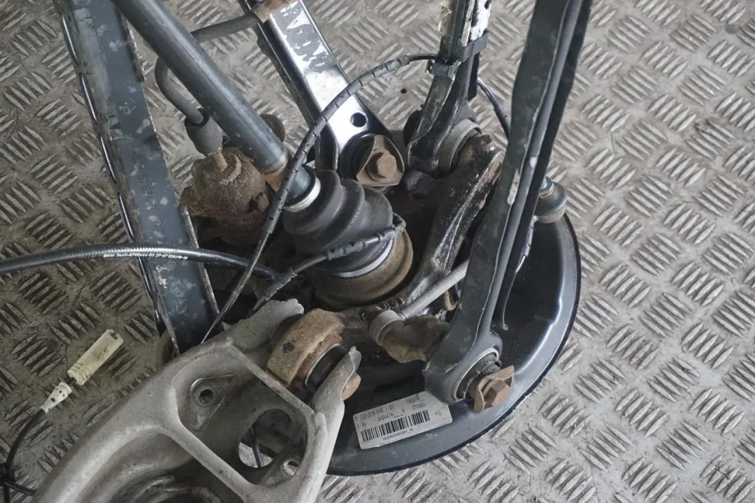 Reihe E90 320i N46 150PS Abtriebswelle Schwenklager Hinten Rechts für BMW 3 mit Teilenummer 6774810 BMW 3 Reihe E90 320i N46 150PS Abtriebswelle Schwenklager Hinten Rechts - SKU 6774810-6 - Teilenummer 6774810