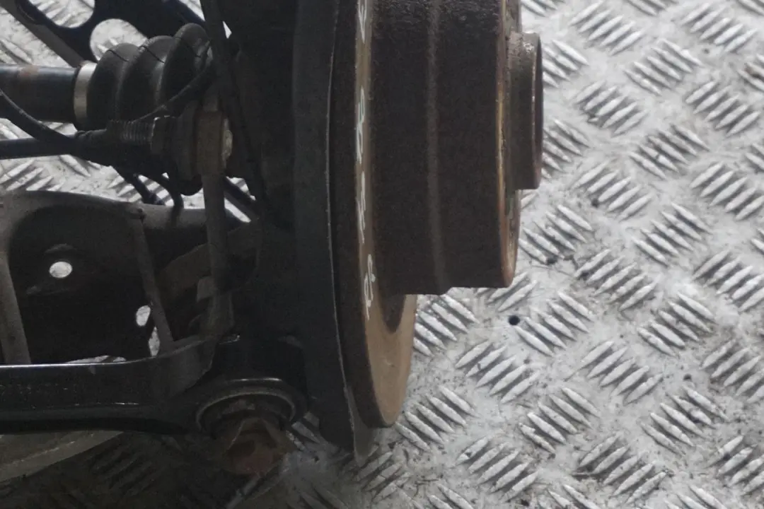 Reihe E90 320i N46 150PS Abtriebswelle Schwenklager Hinten Rechts für BMW 3 mit Teilenummer 6774810 BMW 3 Reihe E90 320i N46 150PS Abtriebswelle Schwenklager Hinten Rechts - SKU 6774810-6 - Teilenummer 6774810