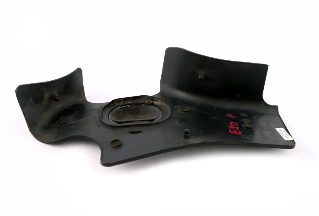 Protection Chutes de Pierres Droite pour BMW E81 E87 E90 E92 à propos du numéro de pièce 6775537 BMW E81 E87 E90 E92 Protection Chutes de Pierres Droite - SKU 6775537 - Numéro de pièce 6775537