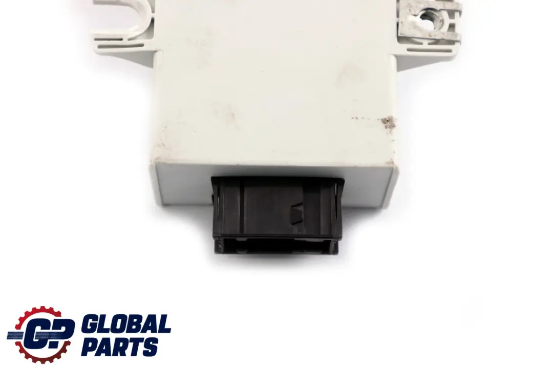 Modulo Dinamico Longitudinal Control De Crucero para BMW E90 E91 E92 con número de pieza 66316775949 BMW E90 E91 E92 Modulo Dinamico Longitudinal Control De Crucero - SKU 6775949 - Número de pieza 66316775949