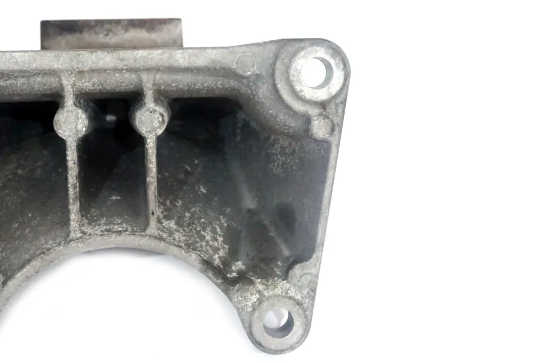 BMW 5 Series E60 E61 LCI M57N2 525d Getriebetragbock 2232 - SKU 6776667 - Teilenummer 6776667
