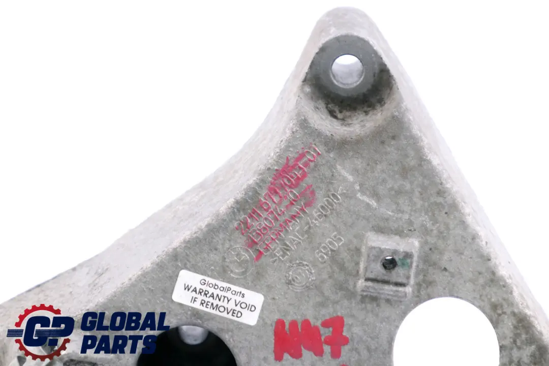 N47 Supporto Motore Sinistro per BMW E60 LCI 520D con numero di parte 6777053 BMW E60 LCI 520D N47 Supporto Motore Sinistro - SKU 6777053 - Numero di parte 6777053