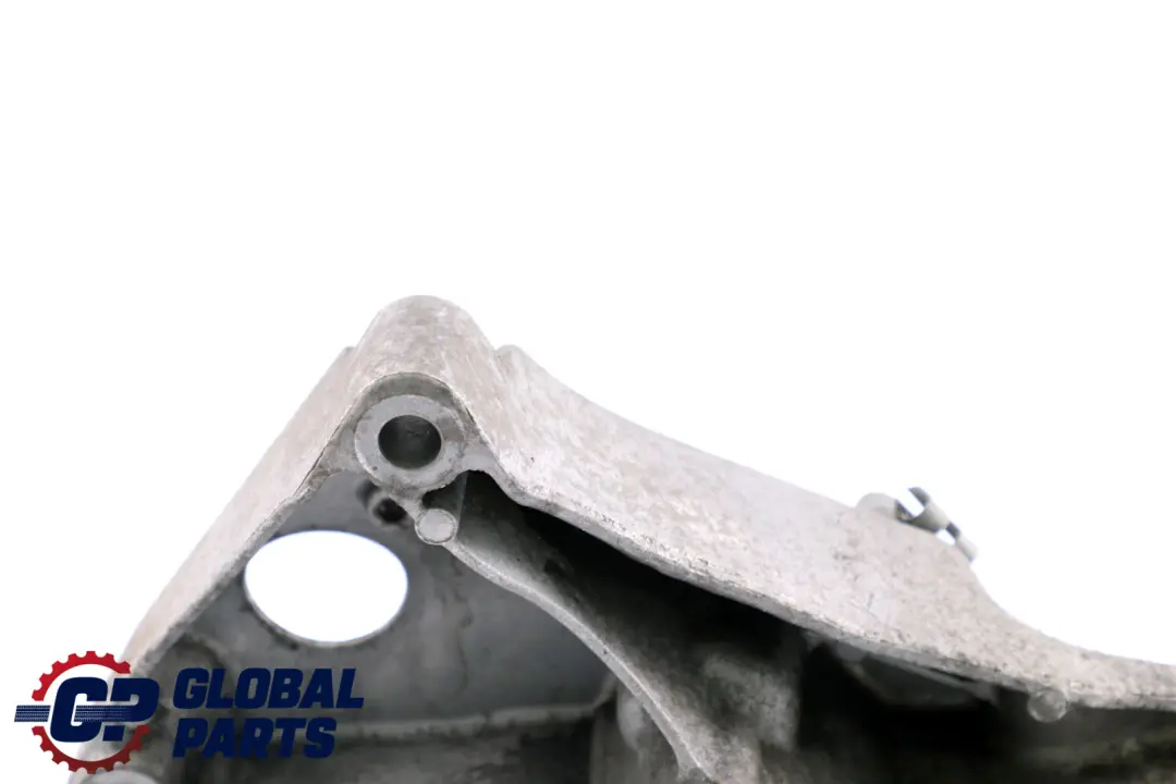 Łapa wspornik silnika lewa do BMW E60 LCI 520d o numerze 6777053 BMW E60 LCI 520d Łapa wspornik silnika lewa - SKU 6777053 - Numer Części 6777053