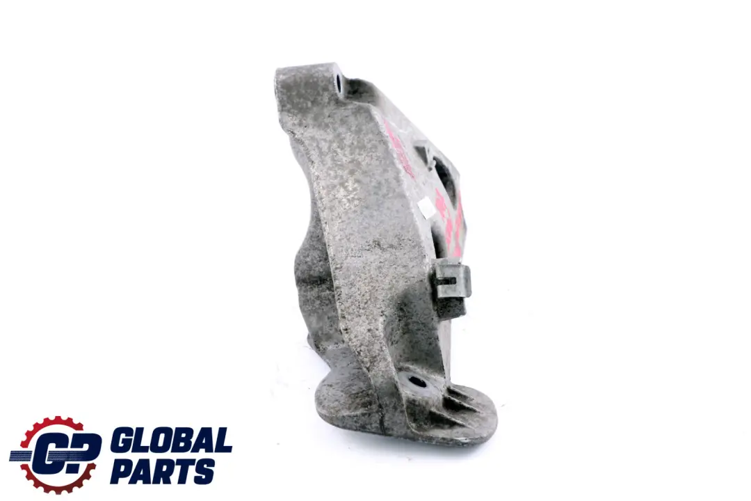 Łapa wspornik silnika lewa do BMW E60 LCI 520d o numerze 6777053 BMW E60 LCI 520d Łapa wspornik silnika lewa - SKU 6777053 - Numer Części 6777053