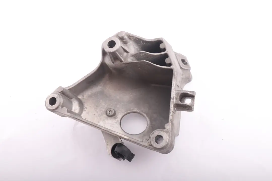 Engine Support Bracket BMW E90 E91 LCI E92 Holder Mount Left N/S - SKU 6777061 - Part number 6777061