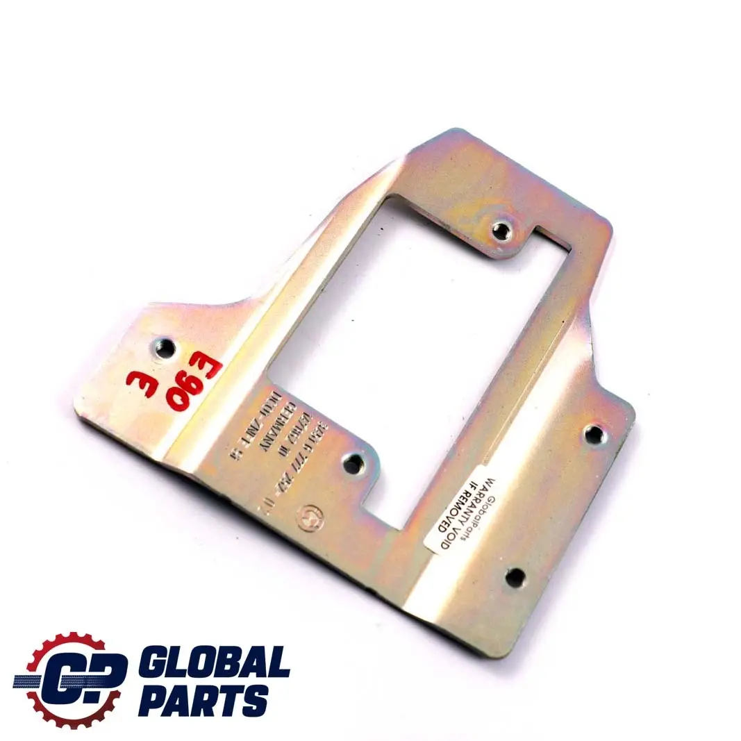BMW 1 3 er E81 E87 E90 E91 E92 E93 Halter Drehratensensor - SKU 6777252 - Teilenummer 6777252