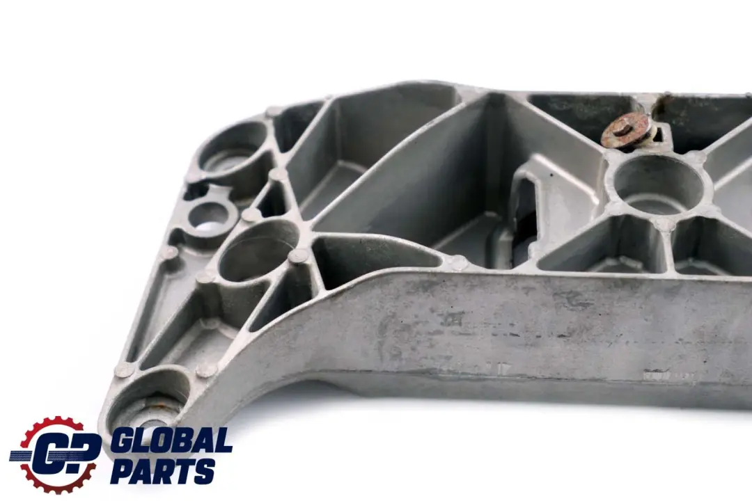 Wspornik Łapa Podpora Skrzyni Biegów do BMW F01 F10 F11 F12 o numerze 6777613 BMW F01 F10 F11 F12 Wspornik Łapa Podpora Skrzyni Biegów - SKU 6777613 - Numer Części 6777613