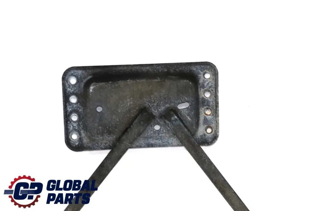 support de jambe de force de tension de l'essieu arriere pour BMW X1 E84 E92 à propos du numéro de pièce 6777637 BMW X1 E84 E92 support de jambe de force de tension de l'essieu arriere - SKU 6777637 - Numéro de pièce 6777637