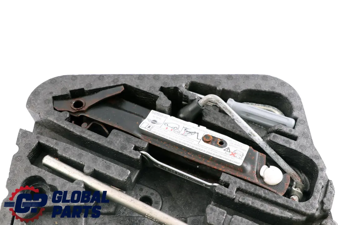 Mini R55 R56 R57 Schowek Podnośnik Hak Ucho Klucz - SKU 6778555-1 - Numer Części 6778555