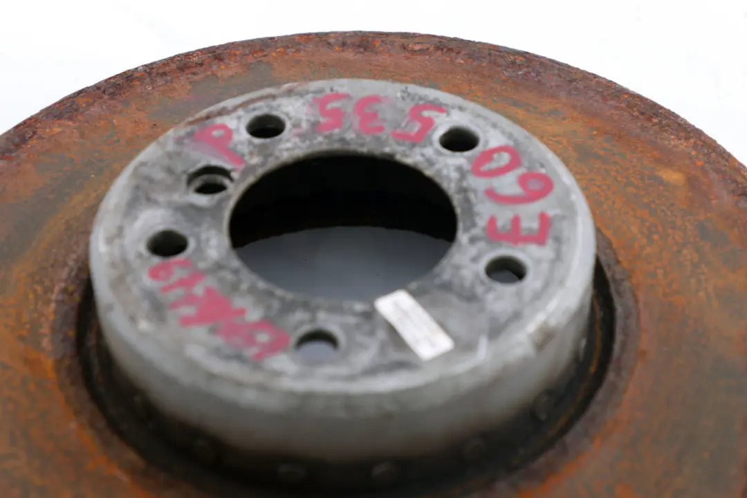 Bremsscheibe Leichtbau Belüftet Vorne Links Rechts für BMW E60 E61 E63 mit Teilenummer 6779467 BMW E60 E61 E63 Bremsscheibe Leichtbau Belüftet Vorne Links Rechts - SKU 6779467 - Teilenummer 6779467