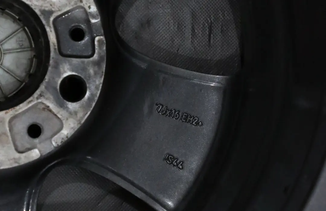 BMW 1 er E81 E87 Grau Felgen Alufelge Rad Felge 16 "Doppelspeichen 222 - SKU 6779696-6 - Teilenummer 6779696