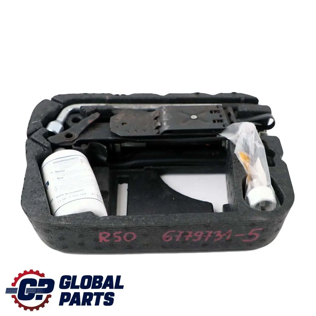 Ablageschale Wagenheb Radschraubenschlüsse für BMW Mini Cooper 5 R50 R55 R56 mit Teilenummer 6779731 BMW Mini Cooper 5 R50 R55 R56 Ablageschale Wagenheb Radschraubenschlüsse - SKU 6779731-5 - Teilenummer 6779731